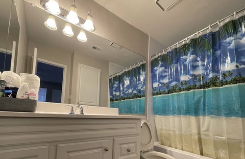 Buford Highway Condo | ELEGANT LUXURIOUS 2 BEDROOM SUITE