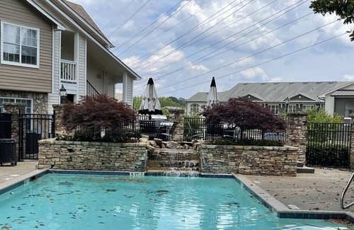 Buford Highway Condo | ELEGANT LUXURIOUS 2 BEDROOM SUITE