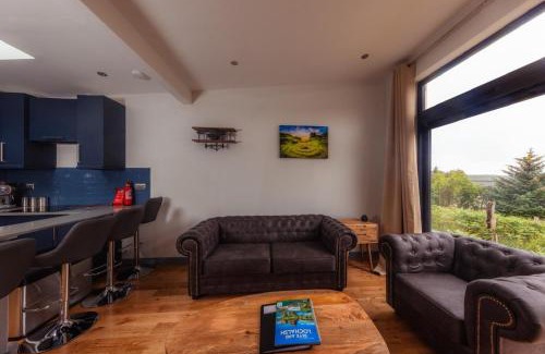 Isle of Skye Apartment | Elegant & Luxurious Cottage by the Fairy Pools 5