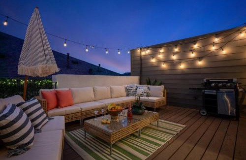 Washington Ave./ Memorial Park House | Elegant Luxury in Heart of Houston w Rooftop & Grill