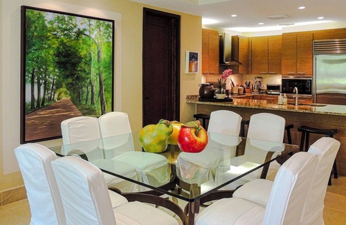 Herreras Apartment | Elegant Luxury Villa, Golf Cart, 2 Pools, Nature Reserve, Full Resort Amenities