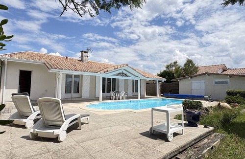 Biscarrosse Plage Villa | Elegant modern villa steps from the beach