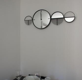 Milton Keynes House | Elegant & Modern 3 bed home with private drive