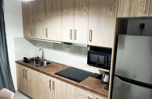 Marousi Apartment | Elegant Modern Apartment in Heart of Marousi