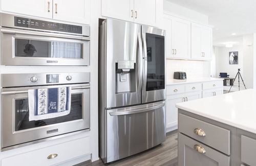 Gretna House | Elegant New 5BR Family Retreat!