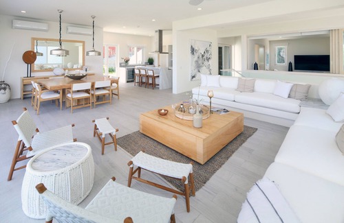 North End House | Elegant, new luxury home. Views forever!
