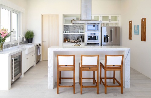 North End House | Elegant, new luxury home. Views forever!