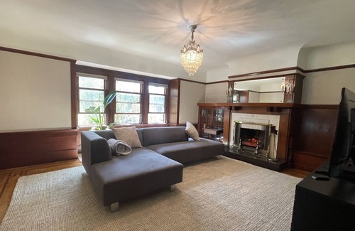 North Berkeley House | Elegant North Berkeley Home Prime Location!