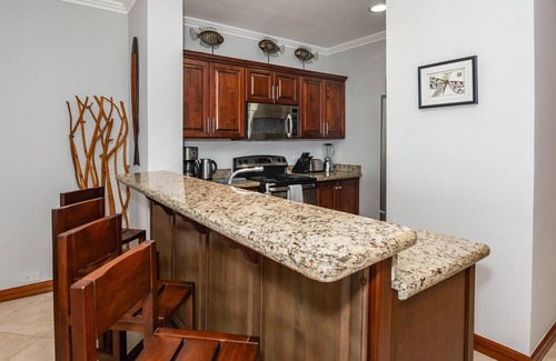 Playa Flamingo Condo | Elegant Oceanview Condo with Spacious Open-Concept Floor Plan and Inviting Beach Design