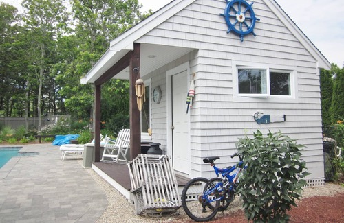 Mashpee House | Elegant Oceanview Home On Triton Way in New Seabury With Heated Pool & beach