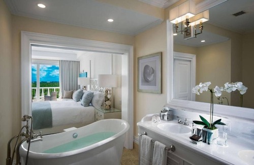 Long Bay Hotel | Elegant One Bedroom w/Oceanfront View, Private Beach Access, Long Bay Beach