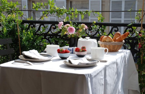 Saint-Thomas-d'Aquin Apartment | Elegant Paris Apartment - Saint-Germain des Prés
