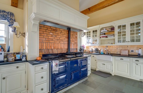 Paris Villa | Elegant Paris Manor w/Private Pool!