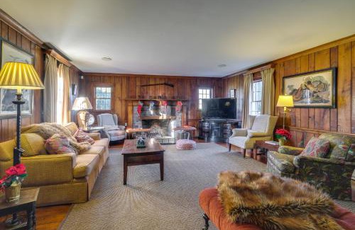 Paris Villa | Elegant Paris Manor with Private Pool!