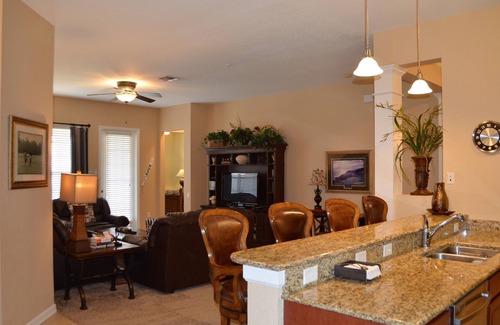 Florida Central Atlantic Coast Condo | Elegant penthouse with ample space – the perfect place to connect and relax!