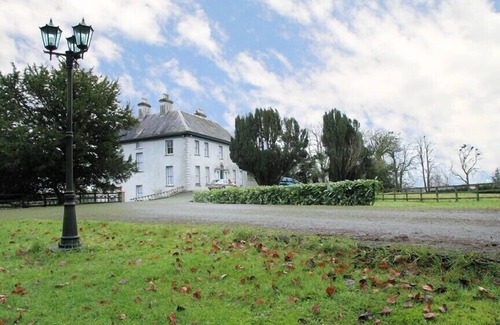 Ballycumber House | Elegant Period Mansion