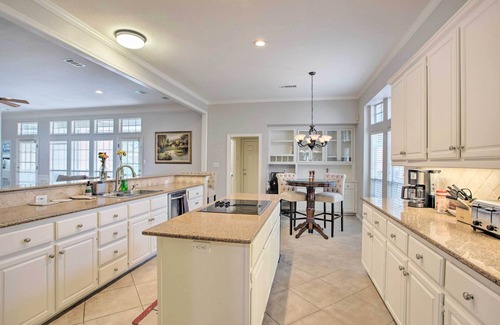 Plano House | Elegant Plano Home w/Private Outdoor Pool!