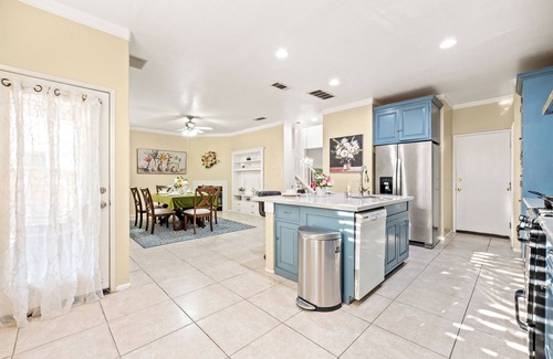 Chino Hills Villa | Elegant & Quiet 4BR Home 7 Beds 2.5BA Near 71 Fwy