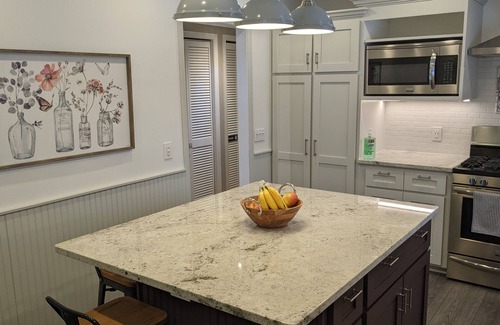 Middleton House | Elegant Space–Premium Kitchen–Spacious & Ideal for Gathering w/Friends & Family