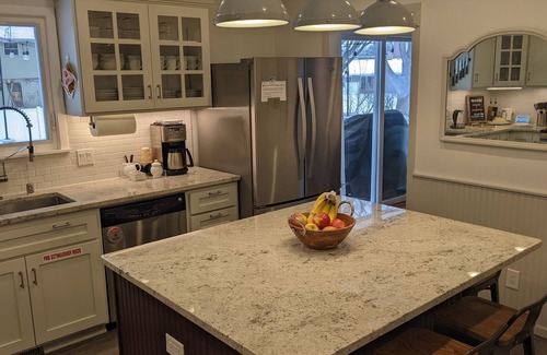 Middleton House | Elegant Space–Premium Kitchen–Spacious & Ideal for Gathering w/Friends & Family