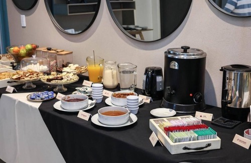 Rio Cuarto House | Elegant Stay Near Plaza Estrada With Outdoor Pool Free Breakfast And Parking