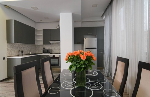 Kentron Apartment | Elegant Suite in the heart of Yerevan by Sweet Home