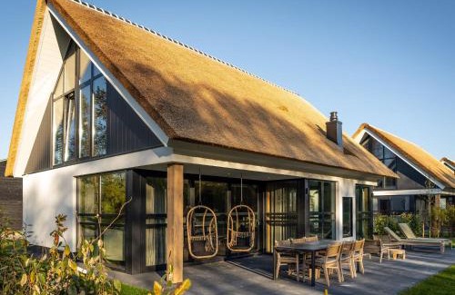 De Cocksdorp Villa | Elegant Texel Villa with Spa