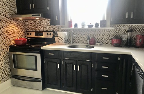 East York House | Elegant two Bedroom Brick House