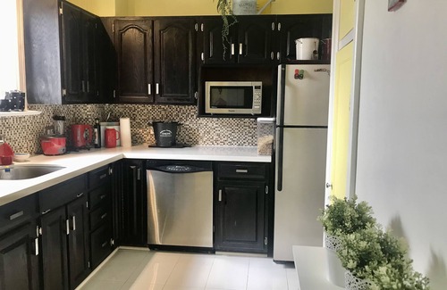 East York House | Elegant two Bedroom Brick House