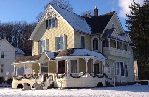 Thompson House | Elegant Victorian Home