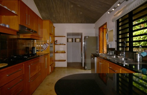 Blue Bay Villa | Elegant villa, 100% private garden/pisicine