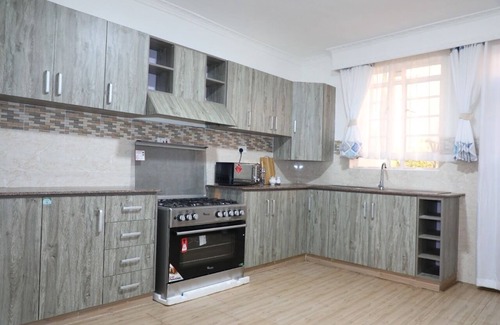 Kitengela Villa | Elegant Villa Acacia - A whole new experience of comfort!