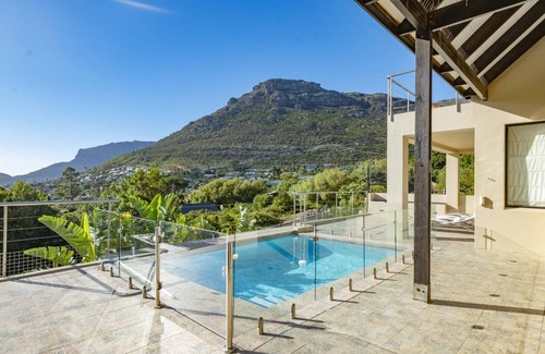 Scott Estate Villa | Elegant Villa Escape in Hout Bay – Views & Pool