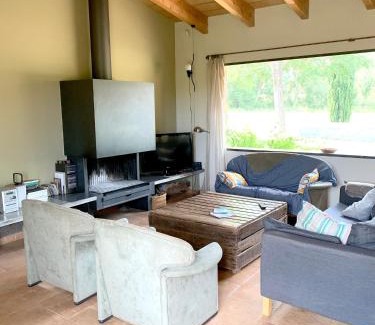 Camallera Villa | Elegant Villa in Camallera with Private Pool