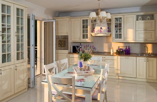 Cavtat Villa | Elegant villa La Perla ,private heated pool,short walking distance to sea&center