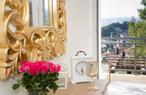 Cavtat Villa | Elegant villa La Perla ,private heated pool,short walking distance to sea&center