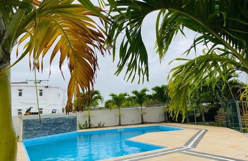 Bain Boeuf Villa | Elegant Villa