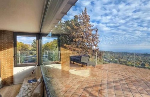 Ragalna Villa | Elegant Villa on Etna’s Edge with Sea Views and Private Infinity Pool
