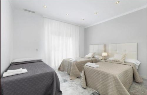 Puerto Banus Villa | Elegant Villa Retreat with Lush Gardens