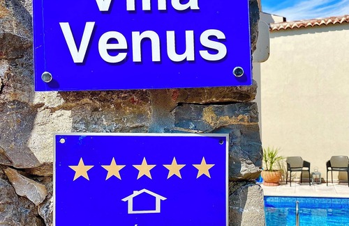 Sveta Jelena Villa | Elegant Villa Venus Relax & Privacy