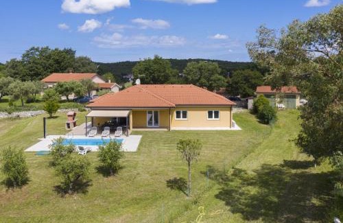 Sorici Villa | Elegant Villa with Private Pool