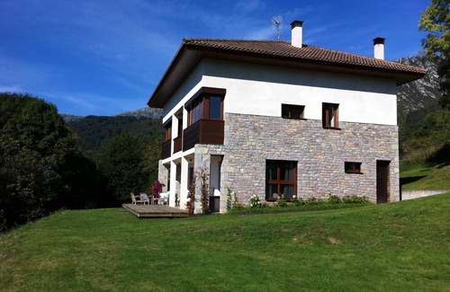 Cofino House | Elegant villa with spectacular view between the beach and the mountains