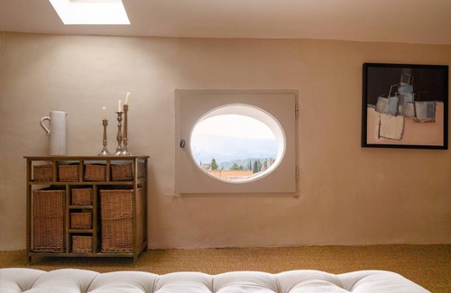 Rustrel House | Elegant village house with roof terrace