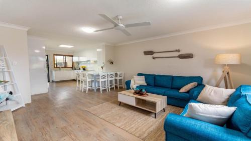 Bongaree House | Elegant Waterfront Gem where the Ocean meets the Canal!
