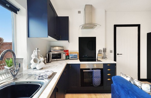 Castleford House | Elegant Yorkshire Abode - Great Location - Sleeps 19