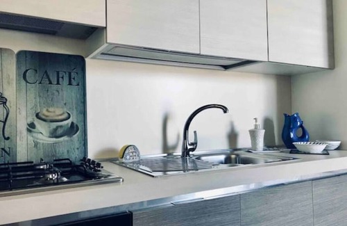 Porto Ceresio Apartment | Elegante appartamento sul lago - a pochi minuti dalle spiagge