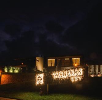 Rancho Queimado House | Elegante bangalô de campo 1- Taquaras Huts