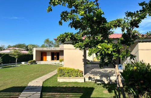 Valledupar Villa | Elegante casa campestre con Piscina
