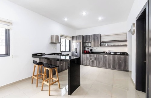 Zona Dorada Condo | Elegante depa en zona dorada