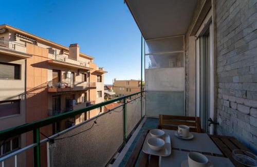 Sanremo Apartment | [Elegante e Moderno Appartamento]-Colin Home